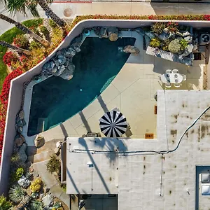  Apartment Private Pool & Mountain Views!
